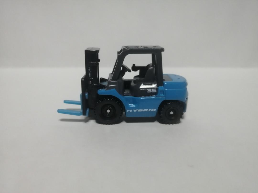 Tomica Toyota Geneo Forklift Hobbies Toys Toys Games on