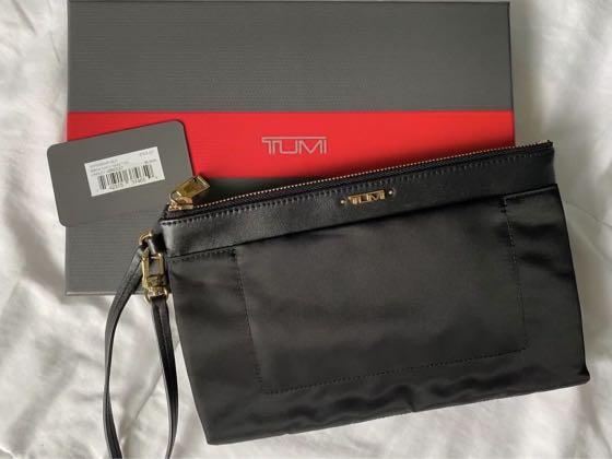 Tumi Voyageur Lindley Wristlet Women s Fashion Bags Wallets