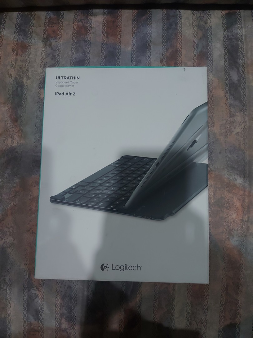 ULTRA THIN KEYBOARD KEYBOARD COVER FOR IPAD AIR 2, Computers & Tech