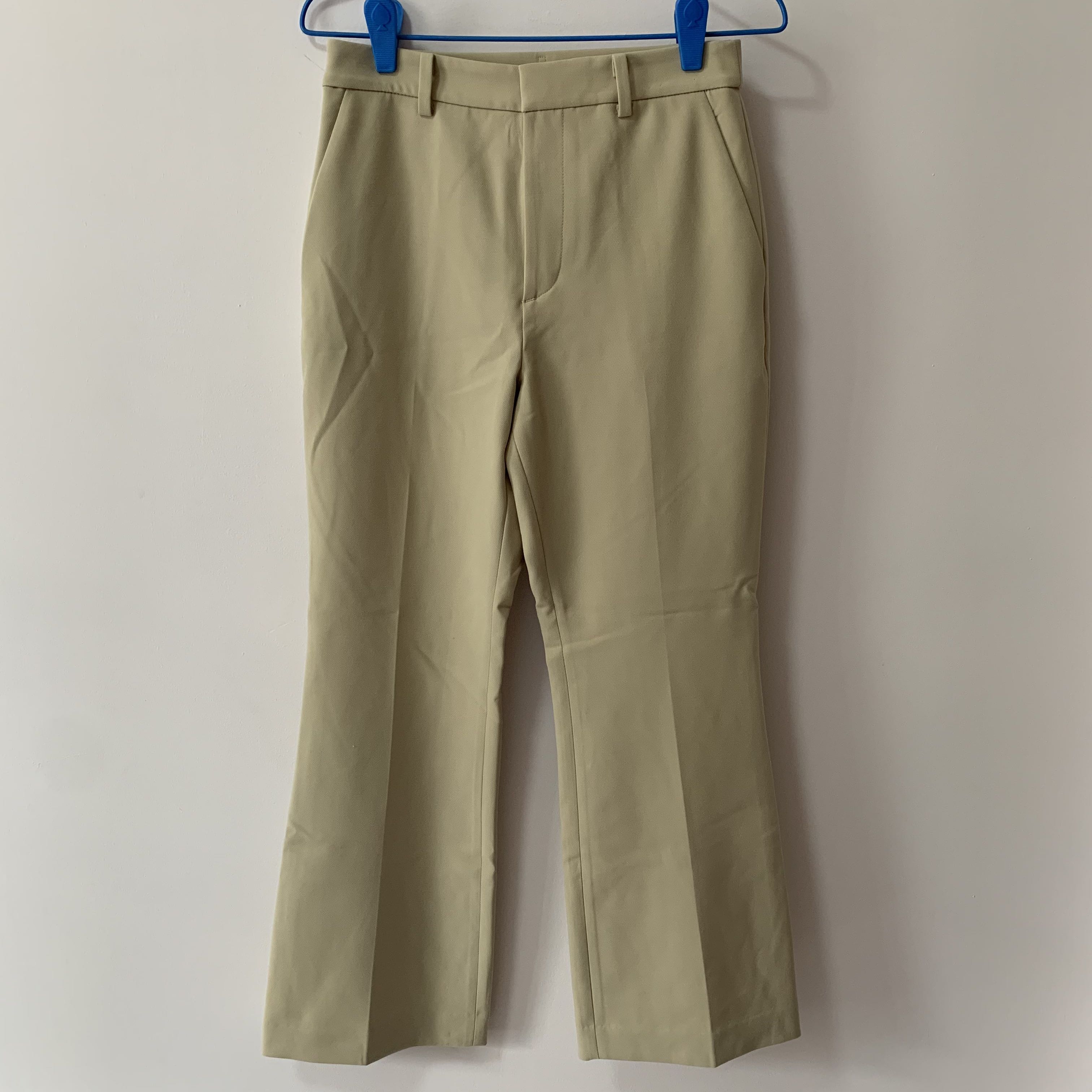 Uniqlo EZY Flare Ankle Pants (2Way Stretch), Women's Fashion, Bottoms ...