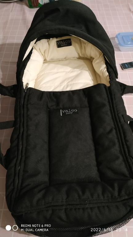 Valco Baby Cocoon Carrier