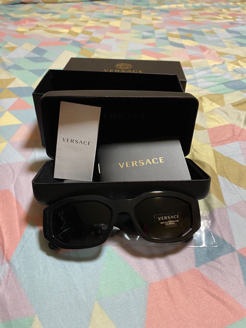 Versace Medusa Biggie, Men's Fashion, Watches & Accessories, Sunglasses ...