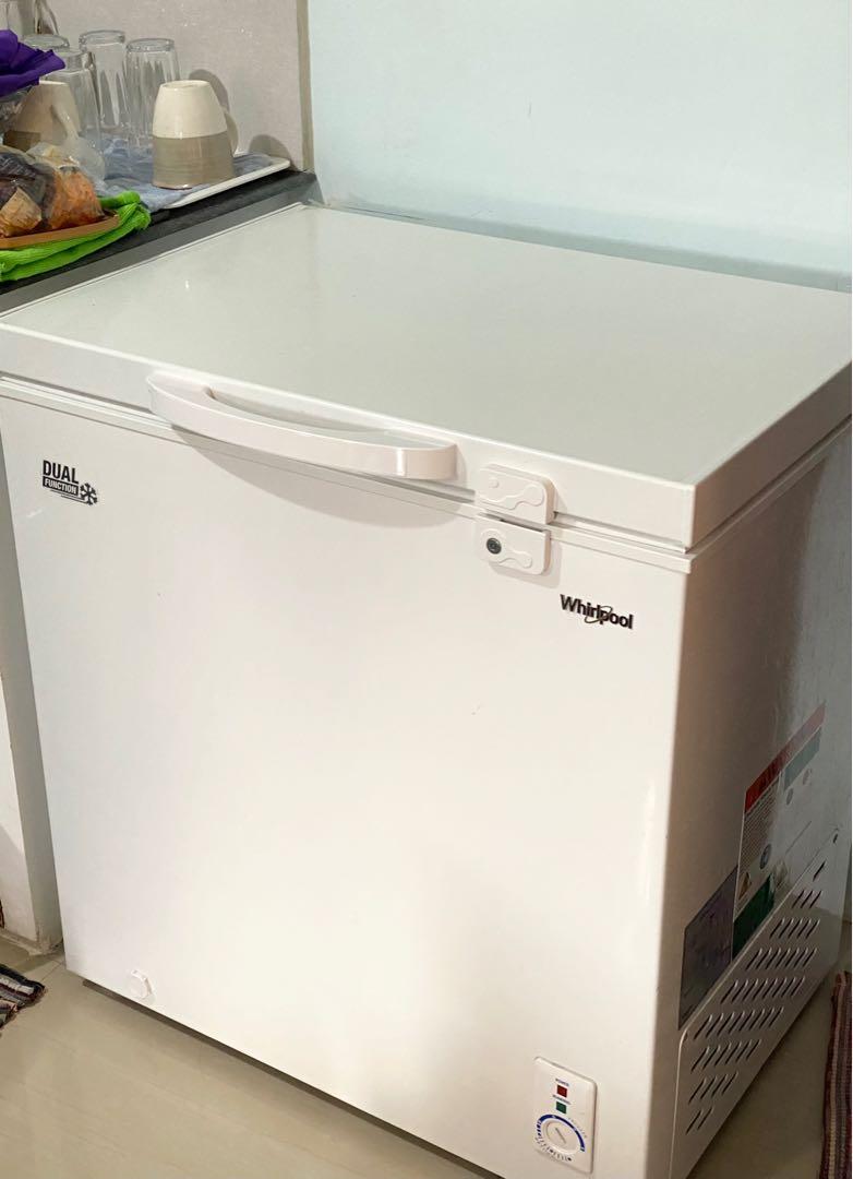 Whirlpool Chest Freezer 6 cu. ft. w/ lock, TV & Home Appliances