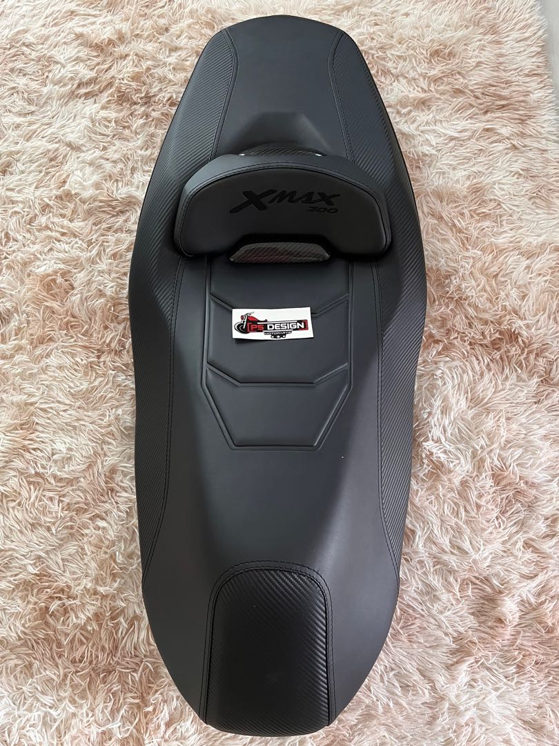 Yamaha xmax custom racing seat (original), Motorcycles, Motorcycle