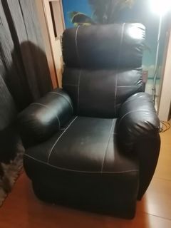 (Category: ) located in . Submitted by skyhao78 (Listing ID 1167753182, Image 1). Description: .