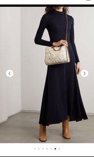 （分類：）位於 。 由 slauuuu 提交（商品編號 1167803725，圖片 1）。簡介： 。
