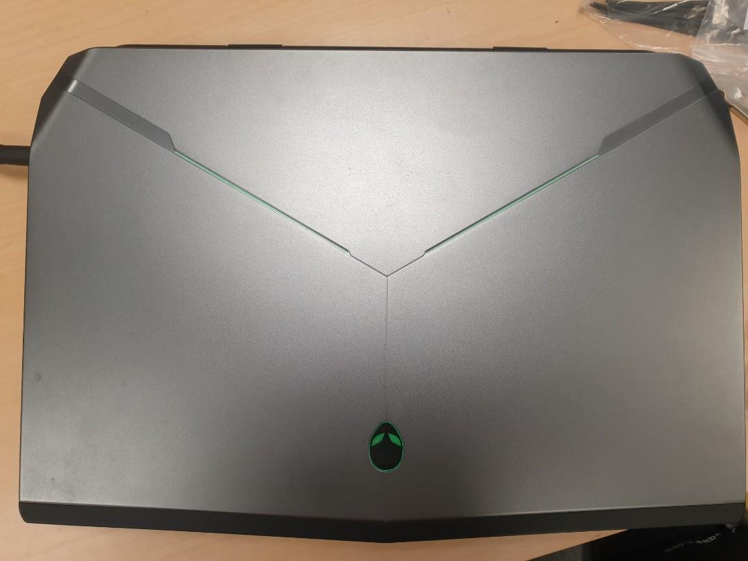 Alienware 15 R2 laptop Alienware Amplifier eGPU box i7 6700HQ GTX 970 16GB RAM 256GB SSD