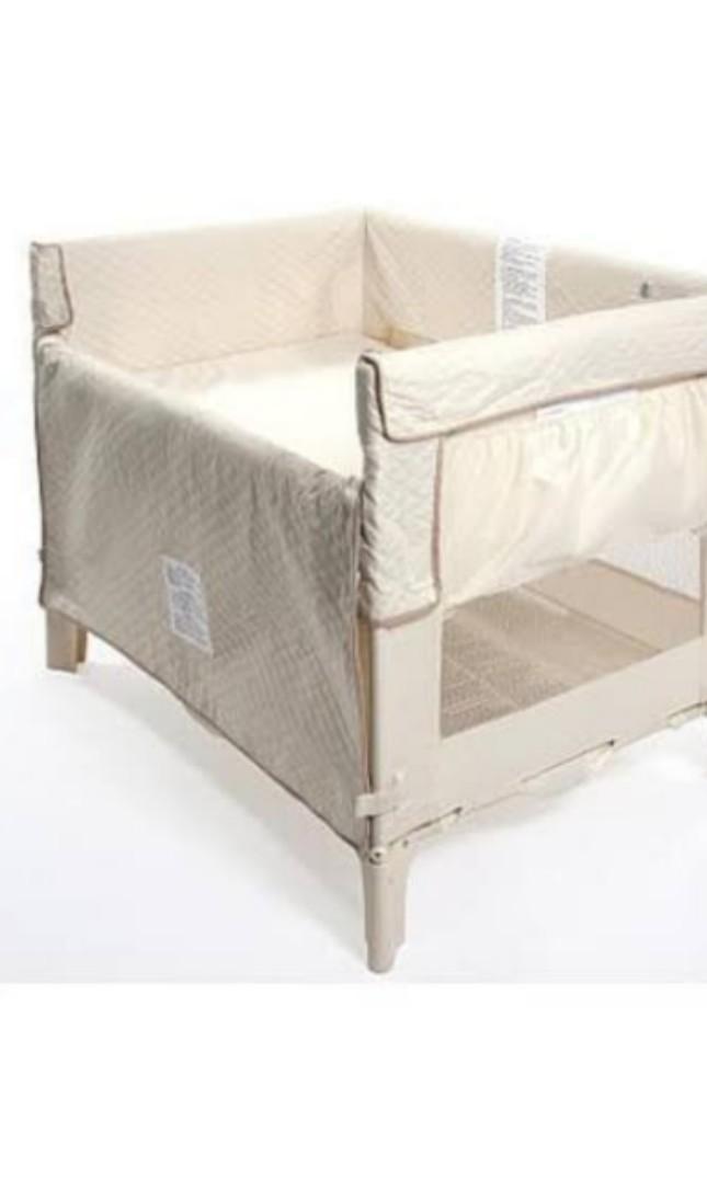 Arm's reach co sleeper, Babies & Kids, Baby Nursery & Kids Furniture