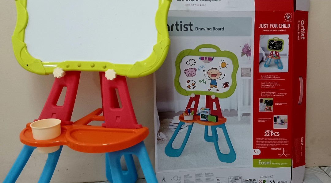 Artist Drawing Board Easel Painting Genius, Hobbies & Toys, Toys