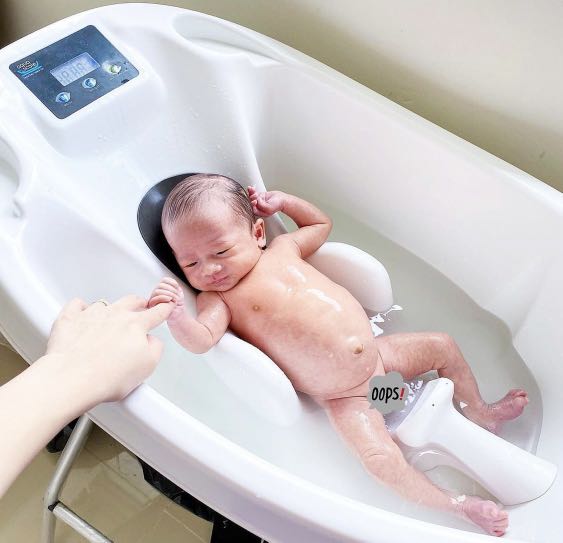 Bak mandi bayi aqua scale deals