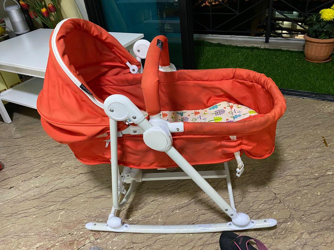 Baby Crib cum Rocking Chair 3 in 1 Babies Kids Baby Nursery