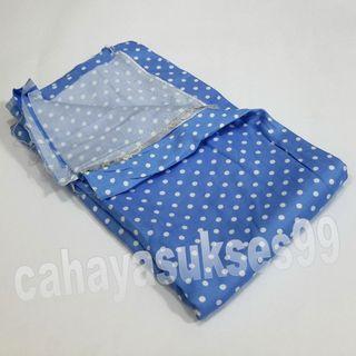 Bahan Kain Polyester Polkadot Biru Muda 148cm x 127cm Kain Perca Bahan Craft Souvenir Kain Kerudung Masker Sarung Kantong No.275