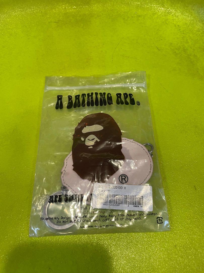 BAPE Leather Key Chain (Category: Wallets & Card Holders) located in Valenzuela. Submitted by allgoodstyo (Listing ID 1167697283, Image 3). Description: Original 100% from bape hongkong. Please note that all my items are not from ukay. These are personal items that i have bought brand new from stores here and abroad. Selling because decluttering. Shoukd you have any concerns pls dont hesitate to contact me. Buyer shouldes shipping. No lbc cop. Th