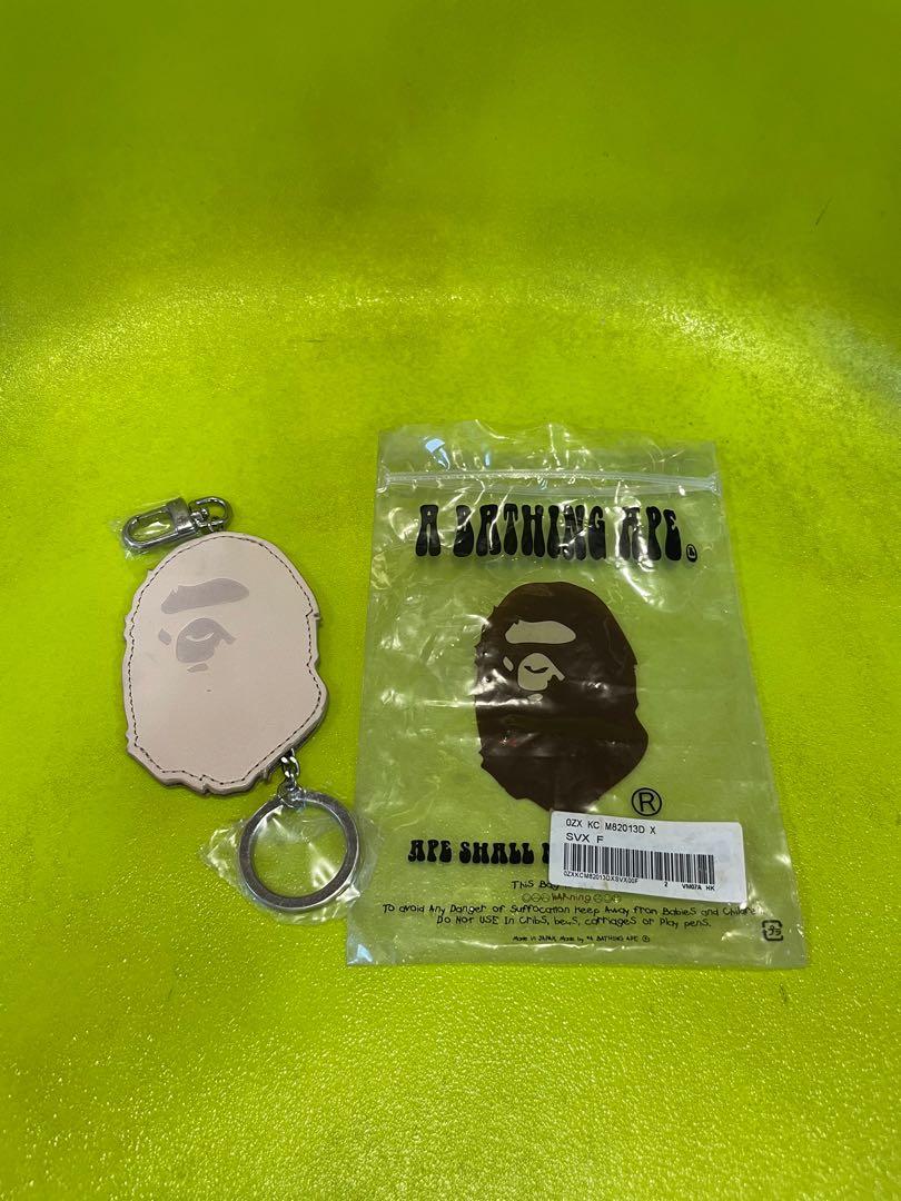 BAPE Leather Key Chain (Category: Wallets & Card Holders) located in Valenzuela. Submitted by allgoodstyo (Listing ID 1167697283, Image 1). Description: Original 100% from bape hongkong. Please note that all my items are not from ukay. These are personal items that i have bought brand new from stores here and abroad. Selling because decluttering. Shoukd you have any concerns pls dont hesitate to contact me. Buyer shouldes shipping. No lbc cop. Th