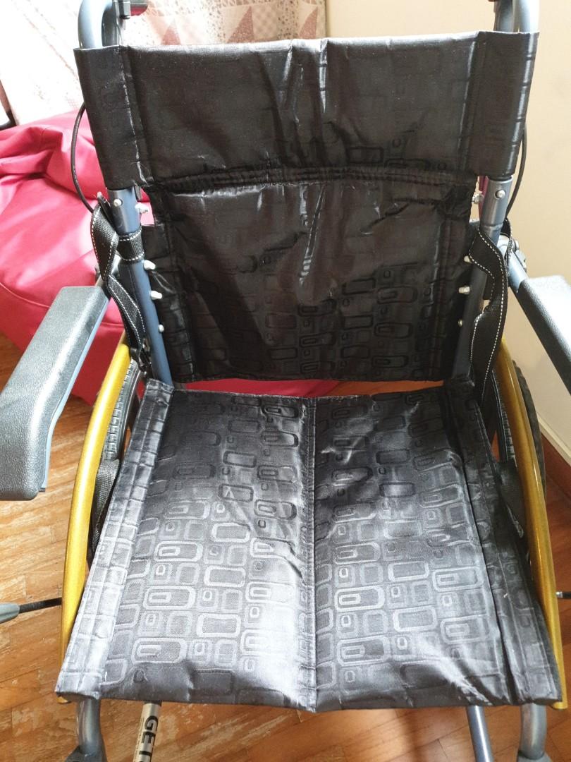 Barely used second hand wheelchair!!, Health & Nutrition, Assistive