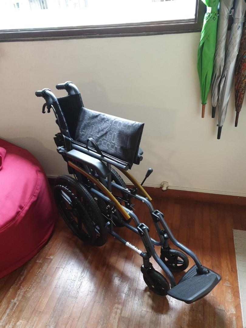 Barely used second hand wheelchair!!, Health & Nutrition, Assistive