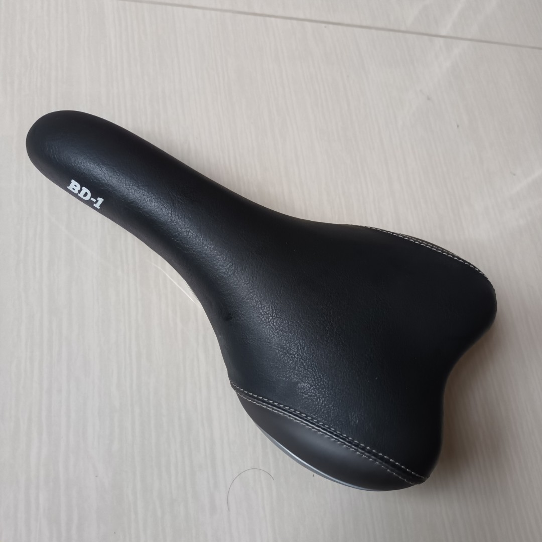Birdy BD1 Folding Bicycle Saddle, Sports Equipment, Bicycles & Parts