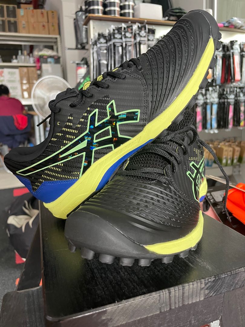 BNIB ASICS Field Ultimate FF Hockey Shoes
