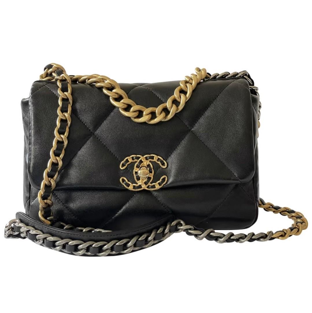 Brand New Chanel 19 26cm Black