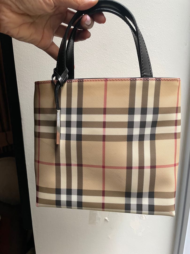 Burberry small sales purses