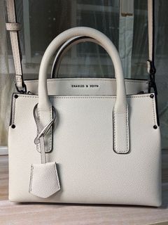 （分類：）位於 。 由 venussss1012 提交（商品編號 1167756731，圖片 1）。簡介： 。