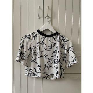 COLORBOX ORIGINAL TOP ATASAN CROP PRELOVED BEKAS