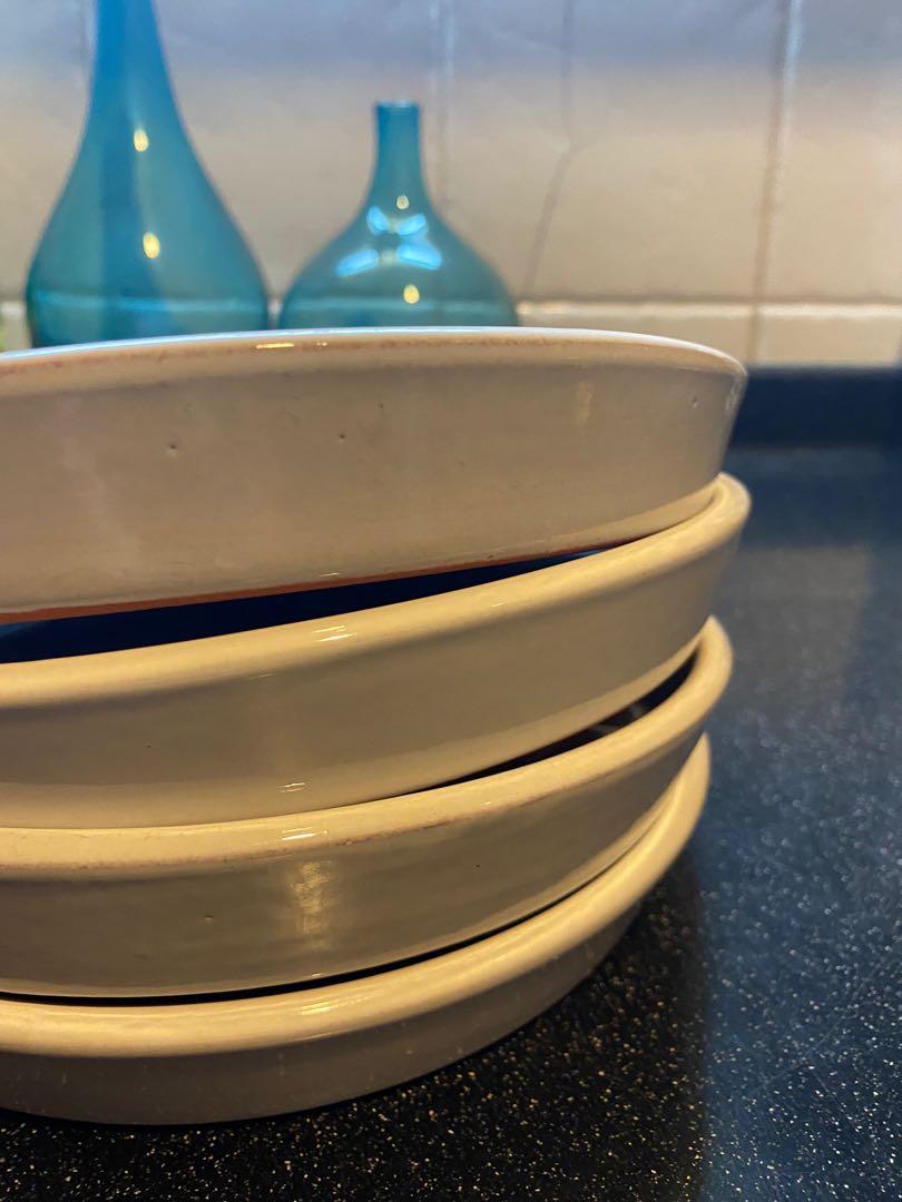 Crate and Barrel Plates, Furniture & Home Living, Kitchenware