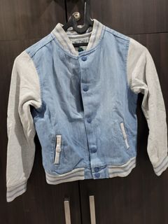 (Kategori: ) berada di . Dikirim oleh faboux (ID iklan 1167762976, Gambar 1). Deskripsi: .