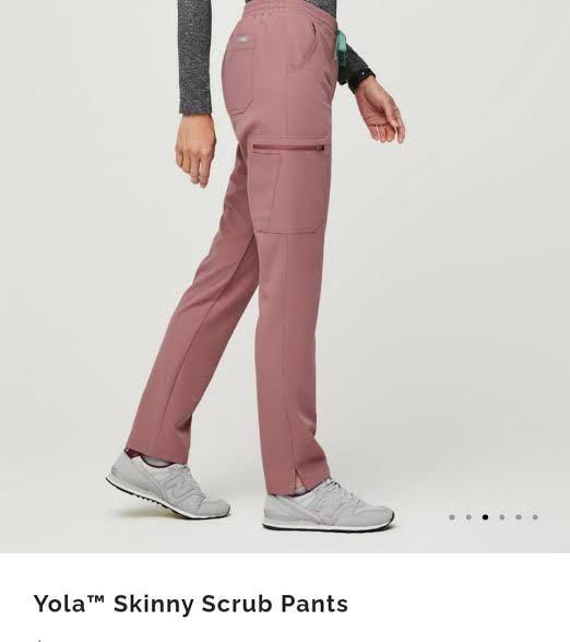 Figs Yola scrubs pants in mineral mauve 