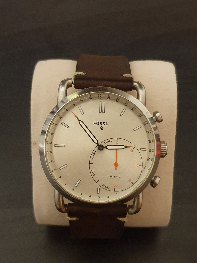 Fossil Q Commuter hybrid smartwatch 2018 edition. Extra Rubber