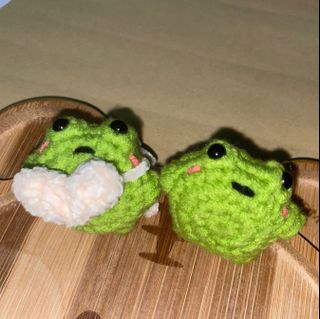 (Category: ) located in . Submitted by strawberriucrochets (Listing ID 1167761791, Image 1). Description: .