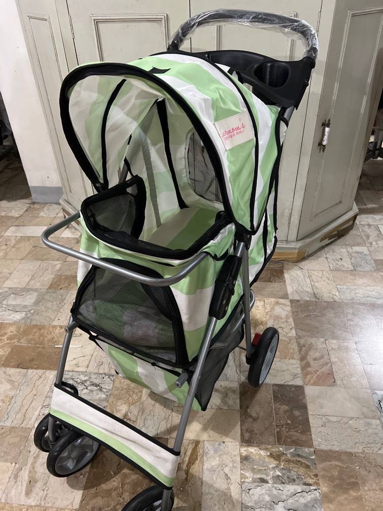 Furmom s Pet Stroller Pet Supplies Homes Other Pet Accessories
