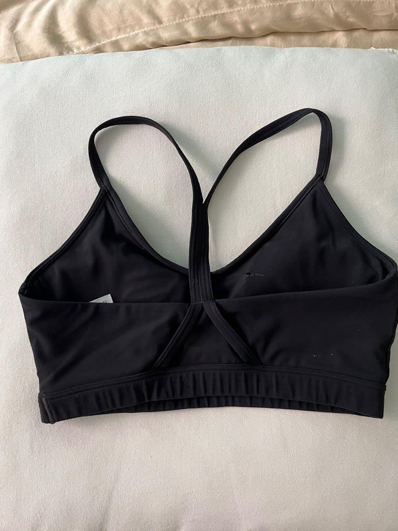 Gymshark V Neck Sports Bra, Women's Fashion, Activewear on Carousell