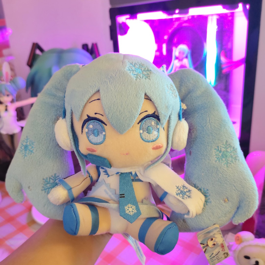 Hatsune Miku Snow Miku Plush, Hobbies & Toys, Toys & Games on Carousell