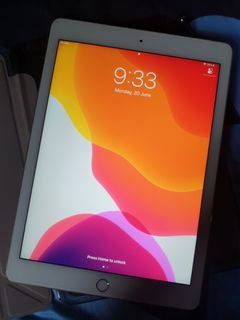 (Category: ) located in . Submitted by elvin_ng (Listing ID 1167630218, Image 1). Description: .