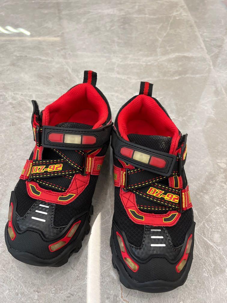 Childrens adidas clearance light up trainers