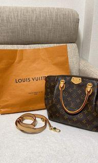 Louis Vuitton Turenne MM New *Authentic* for Sale in Denver, CO - OfferUp