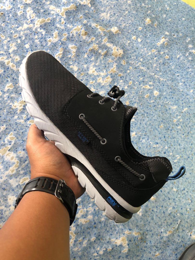 Sperry shock best sale light boat