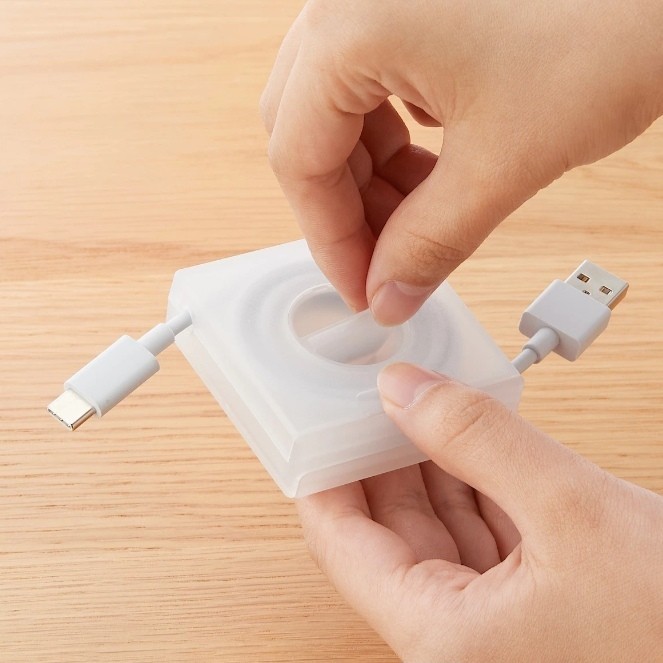 Muji Cable Organizer (sticker noda), Telepon Seluler & Tablet, Lainnya