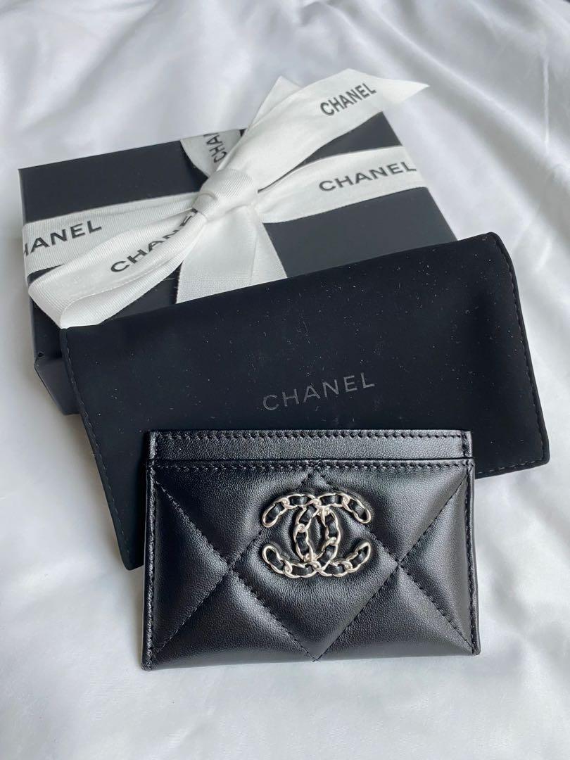 New Chanel 19 Black Lambskin Card Holder c19 classic silver logo wallet,  Women's Fashion, Bags & Wallets, Wallets & Card Holders on Carousell