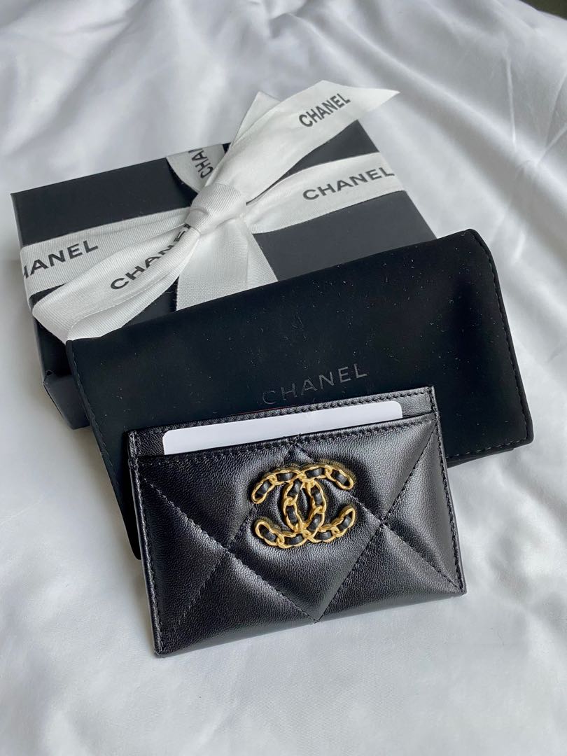 New Chanel 19 Black Lambskin Card holder gold logo classic wallet