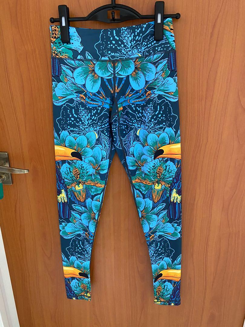New leggings sell $15 only Size; M 