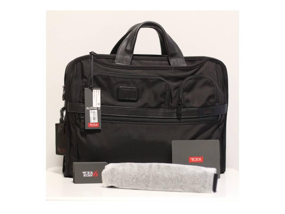 Tumi alpha 2 compact large screen laptop brief discount