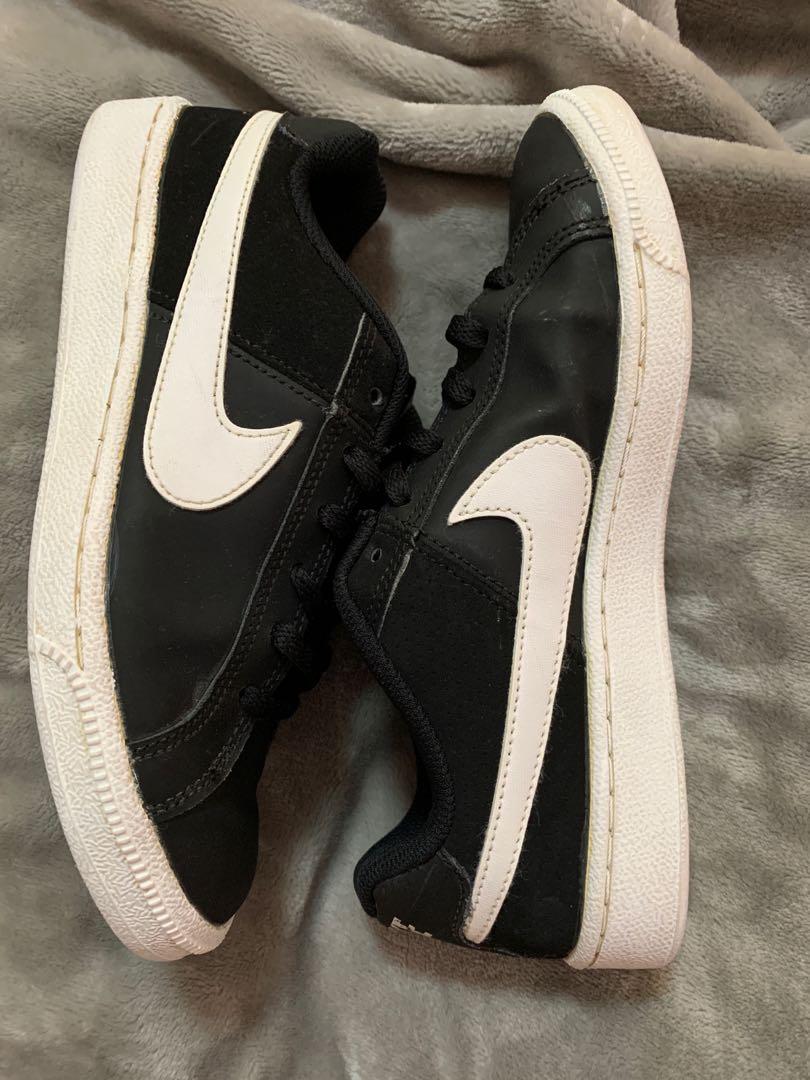 Nike Court Royale Suede Black/ White - 819802-011