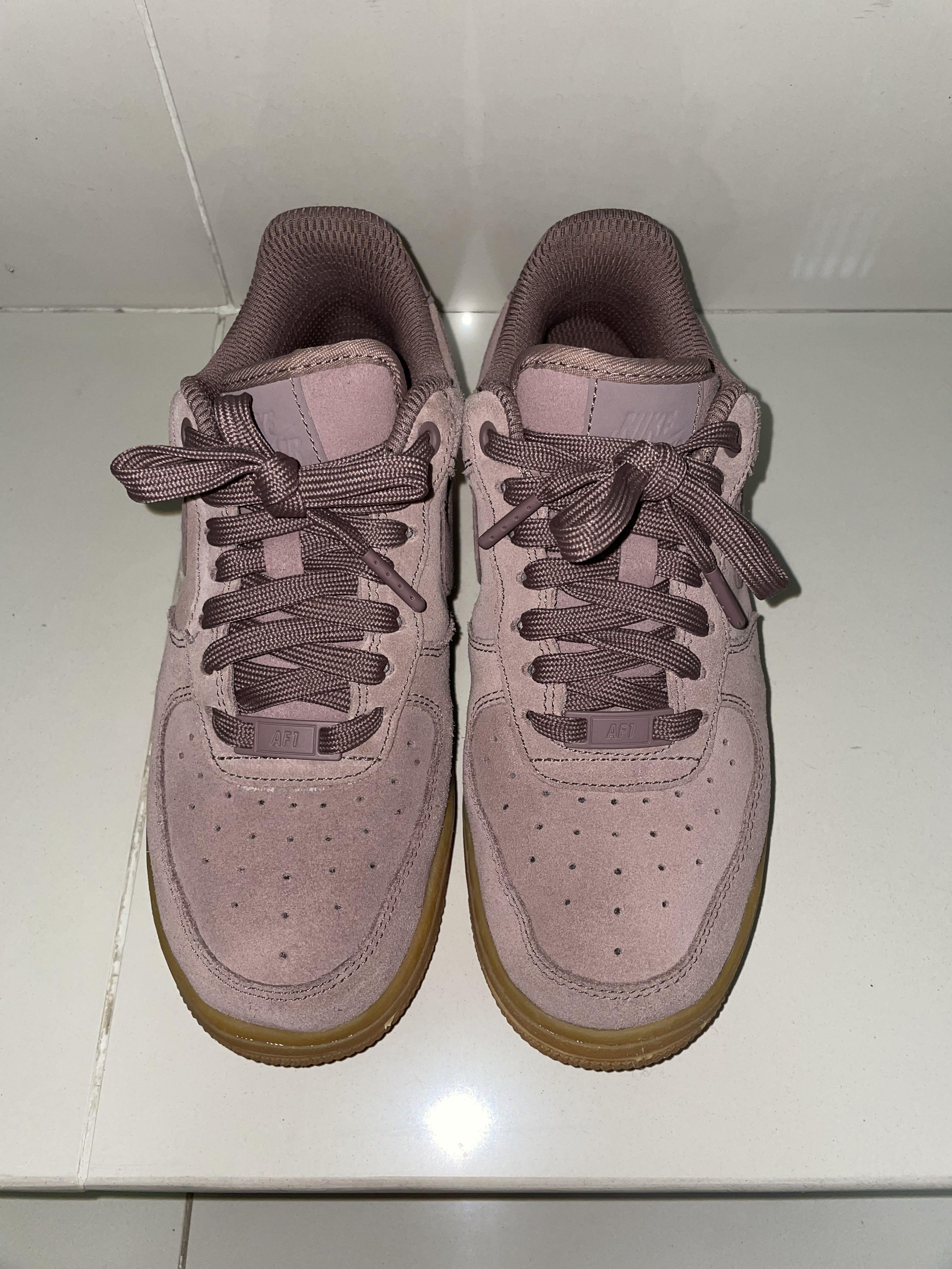Nike air force deals 1 mauve gum sole