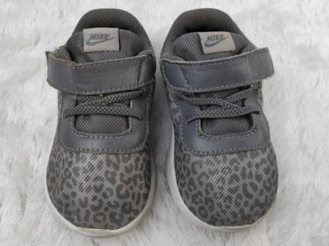 Nike tanjun cheetah Clearance