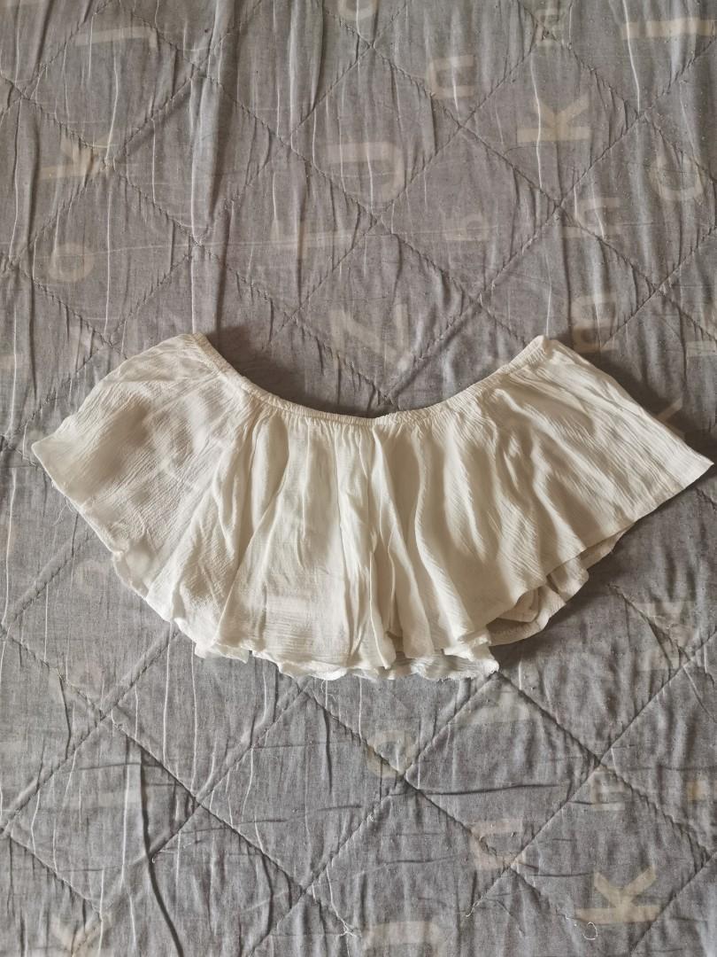 Off Shoulder White Crop Top, Women's Fashion, Tops, Others Tops on ...