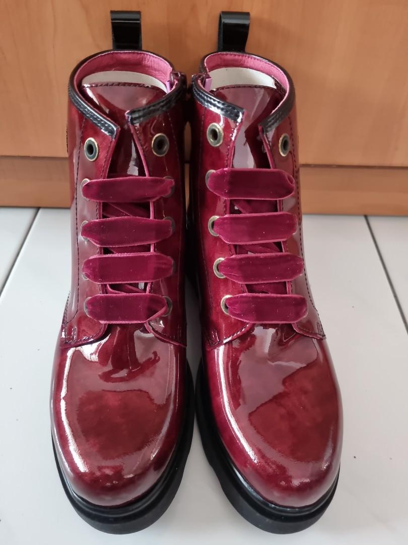 Girls sales maroon boots