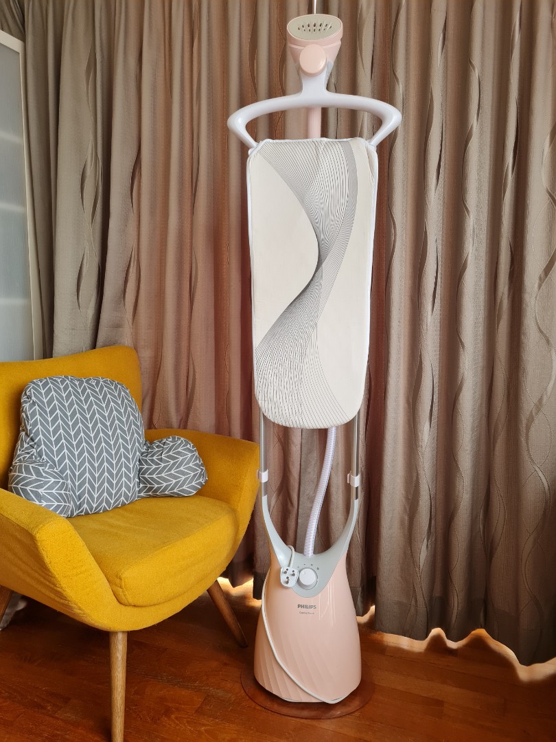 Philips ComfortTouch Garment Steamer GC552/46, TV & Home Appliances, Irons & Steamers on Carousell