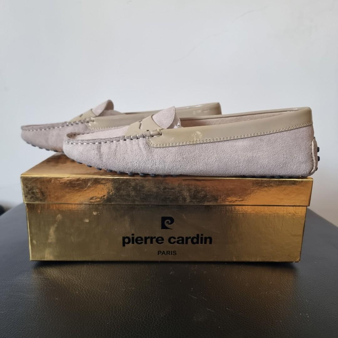 Pierre Cardin suede shoes (Category: Loafers) located in Balayan. Submitted by alinglisette (Listing ID 1167677379, Image 2). Description: .